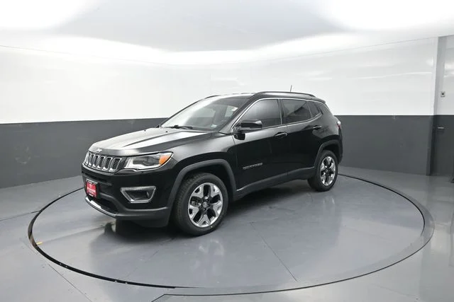 Used 2018 Black Jeep Limited image 36