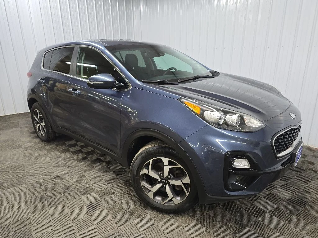 Used 2020 Pacific Blue Kia LX image 7