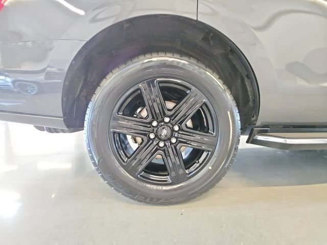 Used 2020 Gray Ford XLT image 28