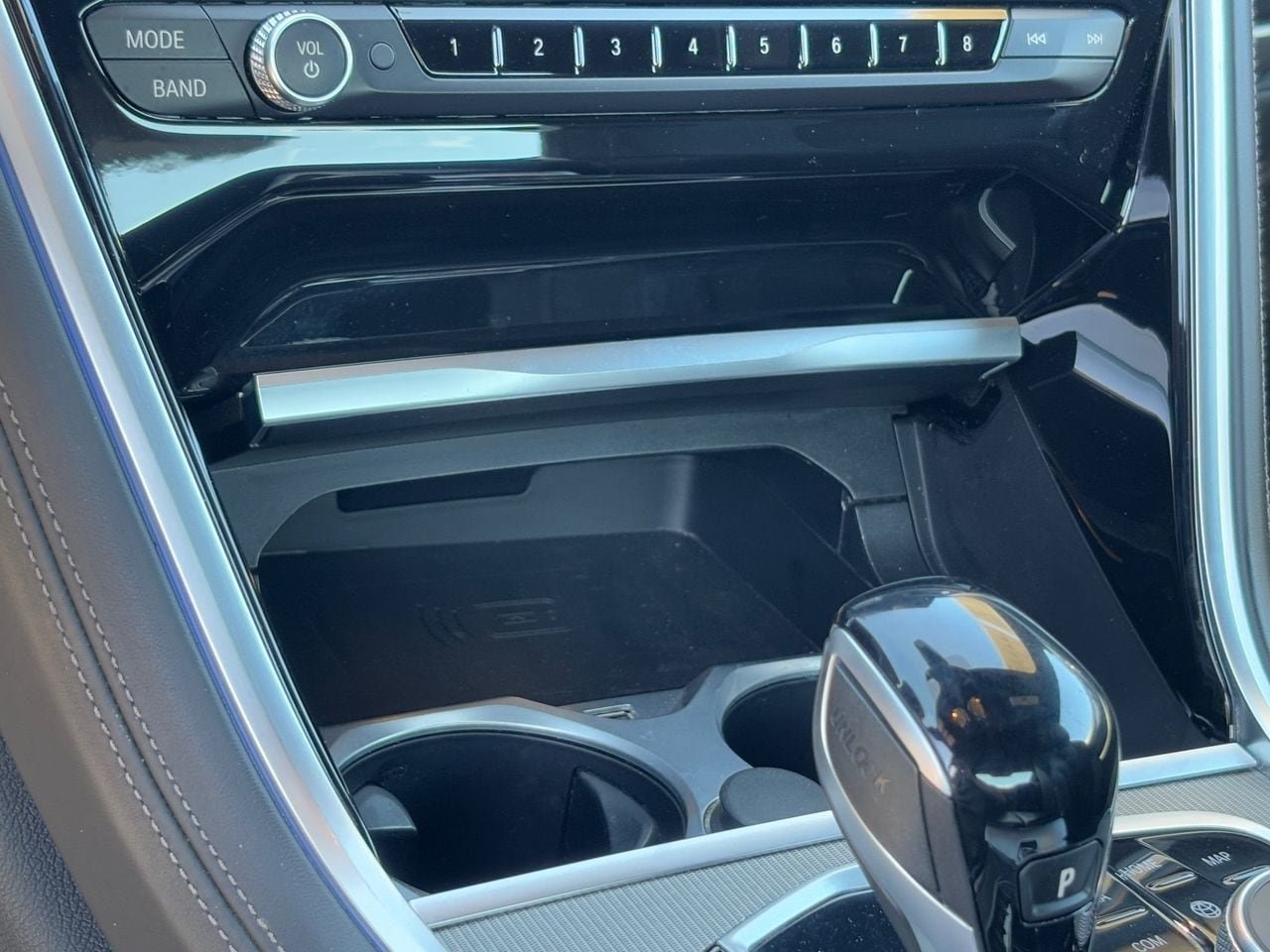 2024 BMW 8 Series M850i - Photo 27