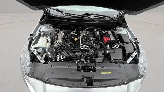 Used 2024 Silver Nissan 2.5 SV image 32
