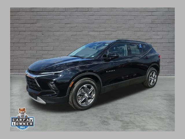 Used 2024 Black Chevrolet 2LT image 1