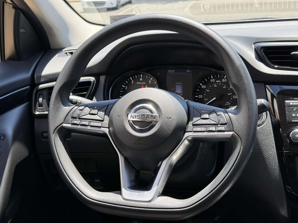 Used 2020 Gray Nissan SV image 18