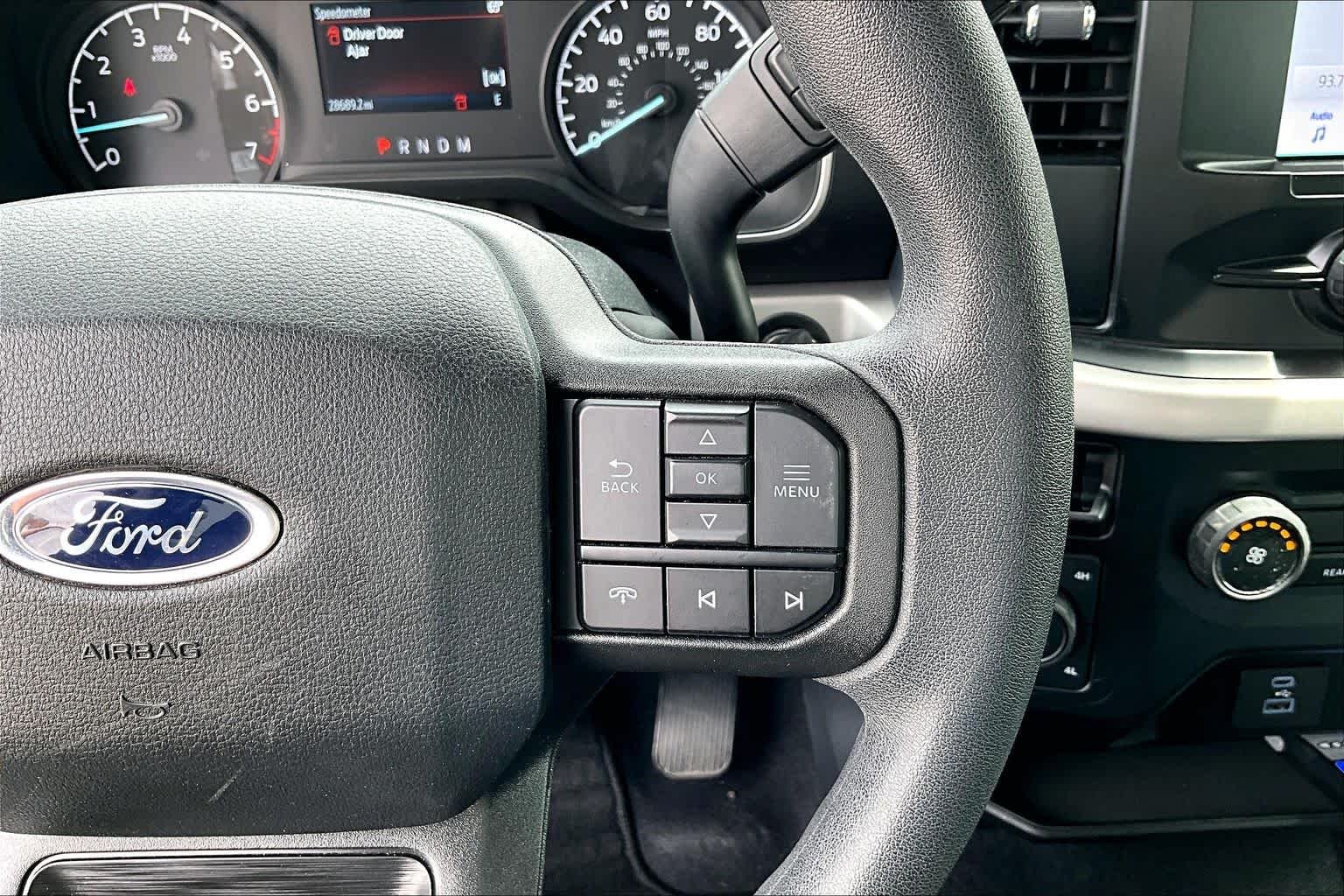 Used 2023 Avalanche Ford XLT image 24