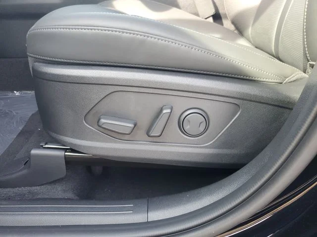 New 2026 Ebony Black Kia S image 16