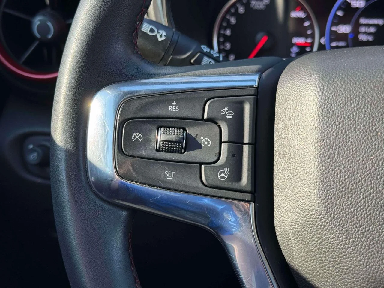 Used 2023 Black Chevrolet AWD RS image 26