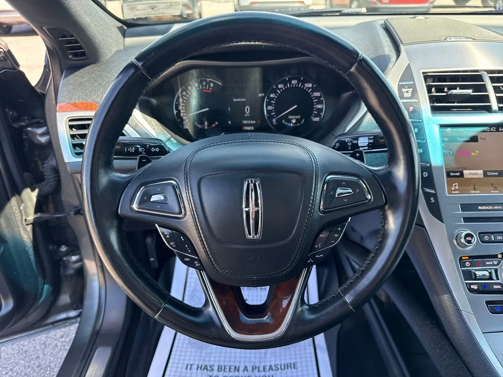 Used 2019 Magnetic Gray Metallic Lincoln Reserve image 33