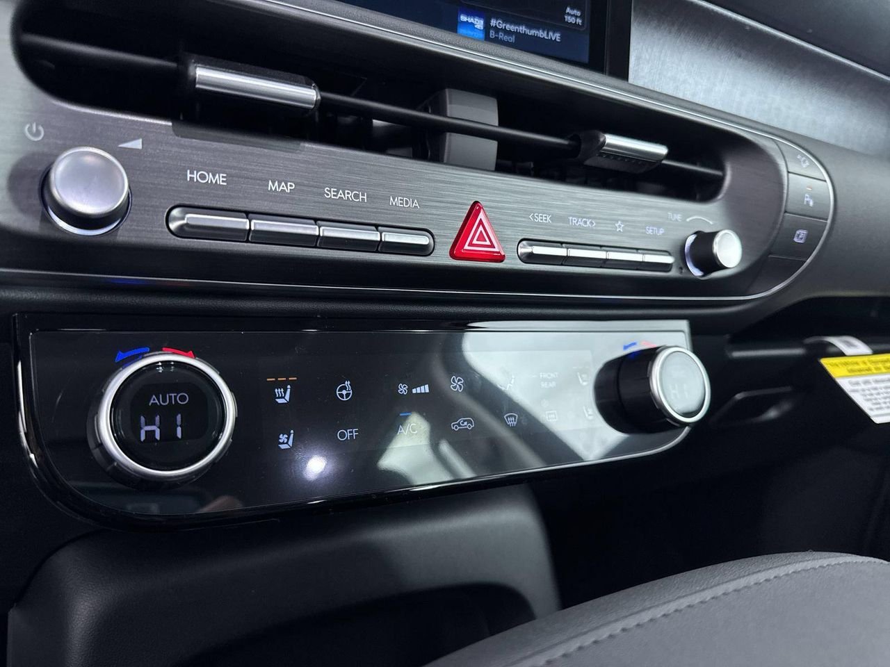 New 2026 Ecotronic Gray Pearl Hyundai SEL Premium AWD image 22