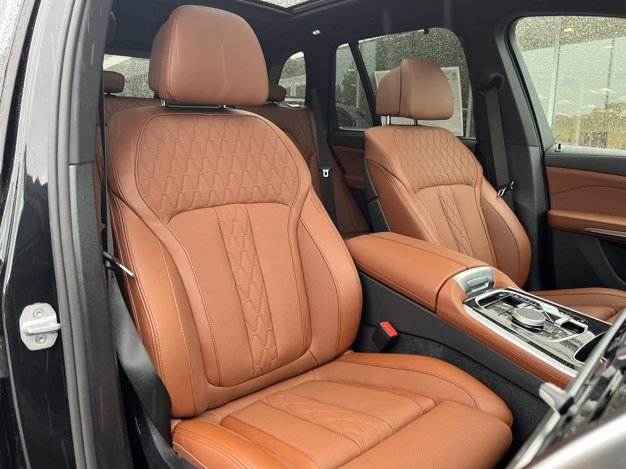 New 2026 Black Sapphire Metallic BMW xDrive40i image 36