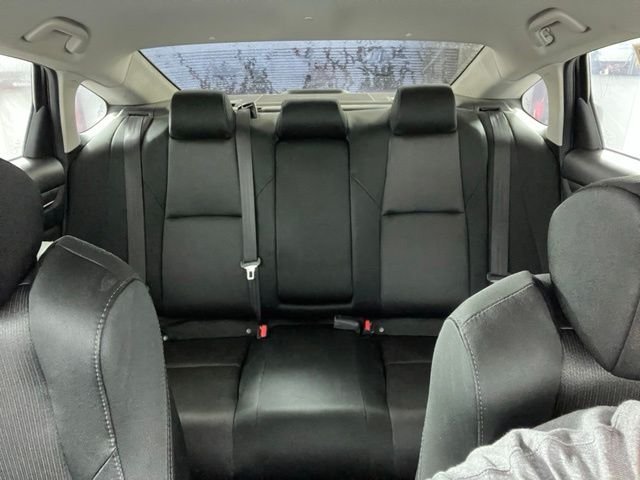 Used 2018 Black Honda LX image 29
