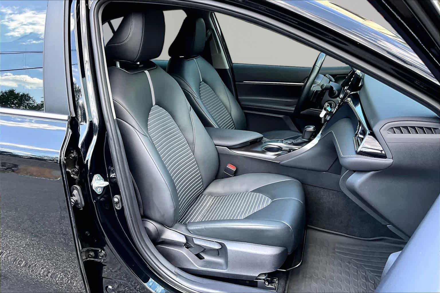Used 2024 Midnight Black Metallic Toyota SE image 9