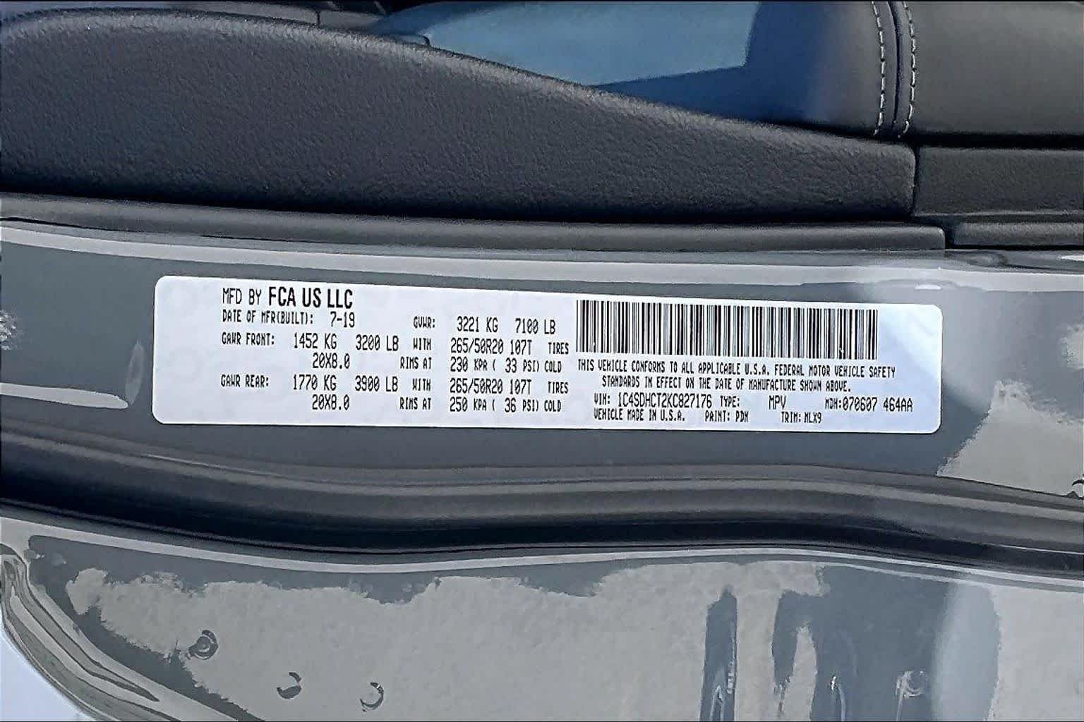 Used 2019 Destroyer Gray Clearcoat Dodge R/T image 34