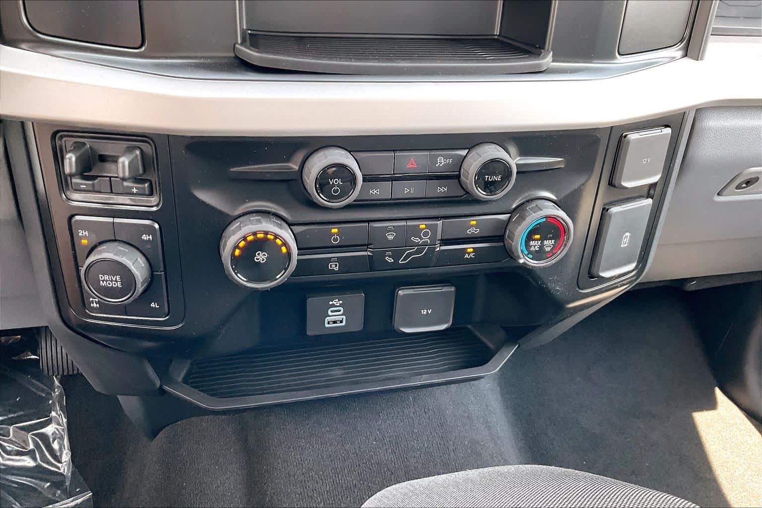 New 2026 Avalanche Ford F-250® XL image 17