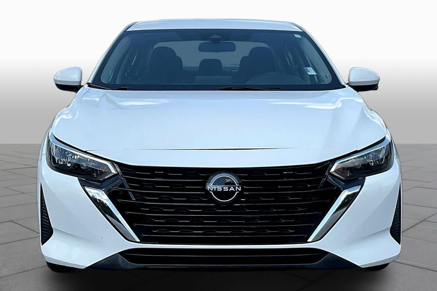 Used 2024 Fresh Powder Nissan SV image 4