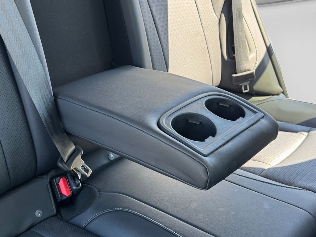 Used 2020 Gray Metallic Subaru Limited image 21