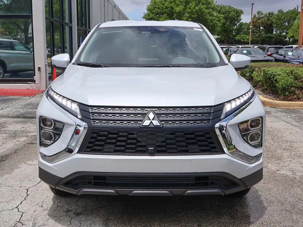 2026 Mitsubishi Eclipse Cross ES - Photo 8