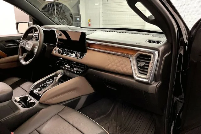 Used 2023 Onyx Black GMC Denali image 19