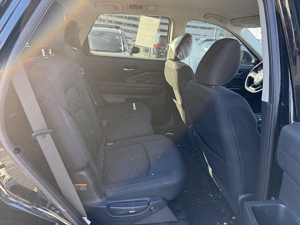 Used 2022 Super Black Nissan S image 36