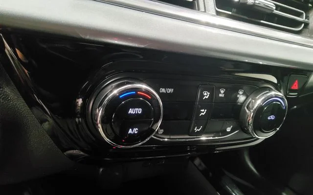 Used 2024 Blue Chevrolet LT image 28