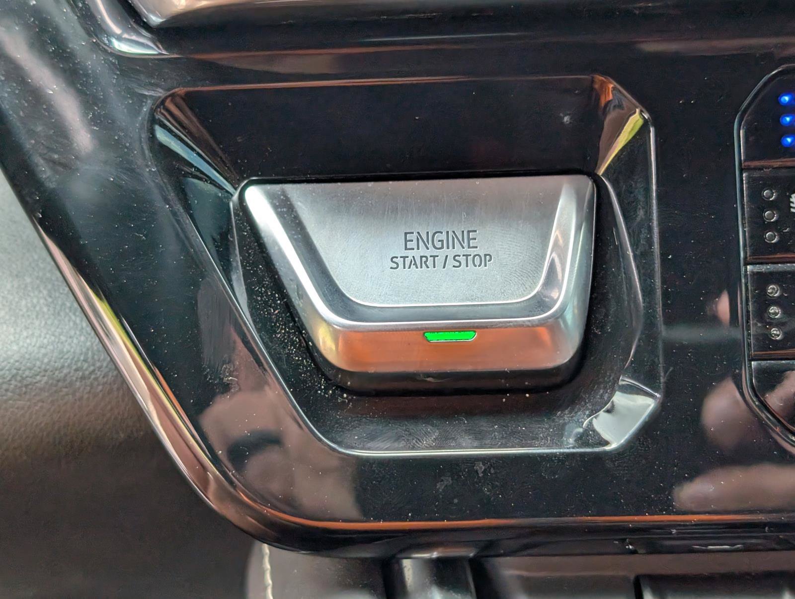 Used 2023 Pacific Blue Metallic GMC Denali Ultimate image 26