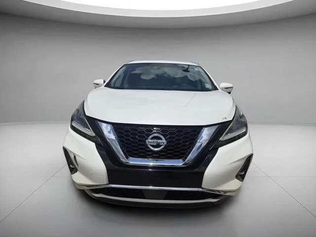 Used 2019 Pearl White Tricoat Nissan Platinum image 8