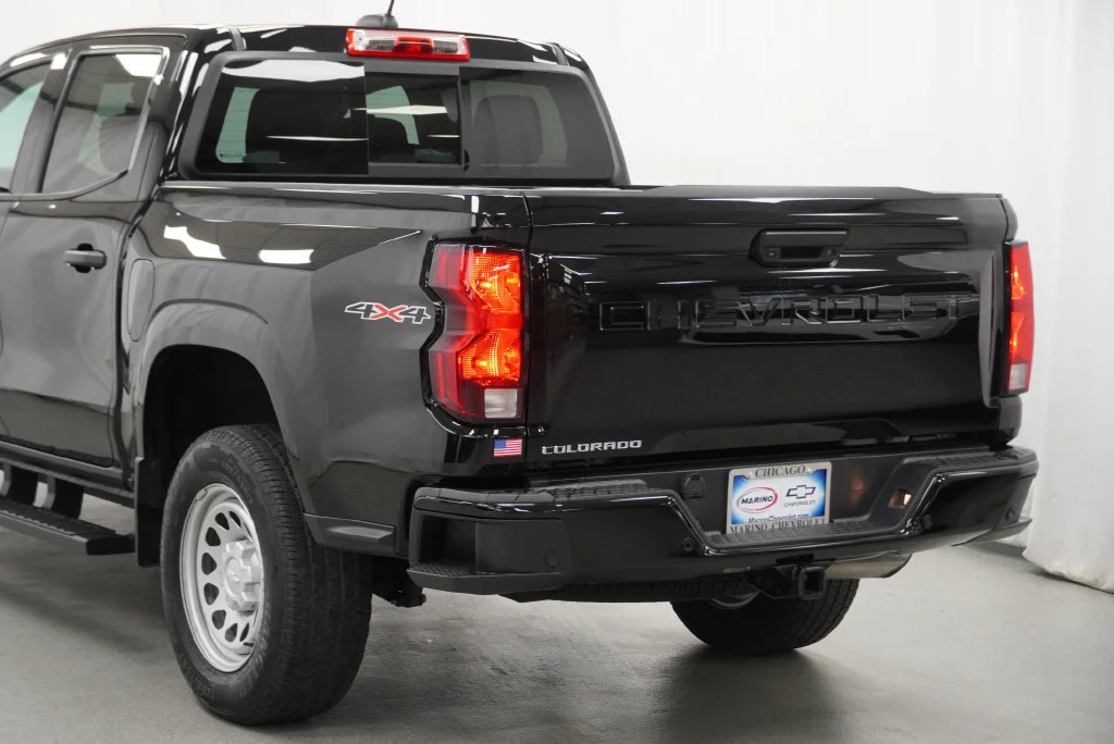 Used 2025 Black Chevrolet WT/LT image 16