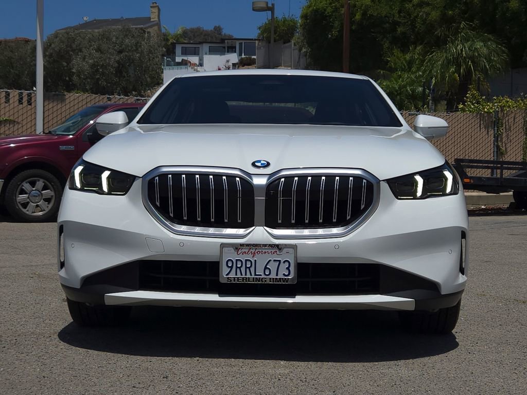 Used 2026 Alpine White BMW 530i image 3