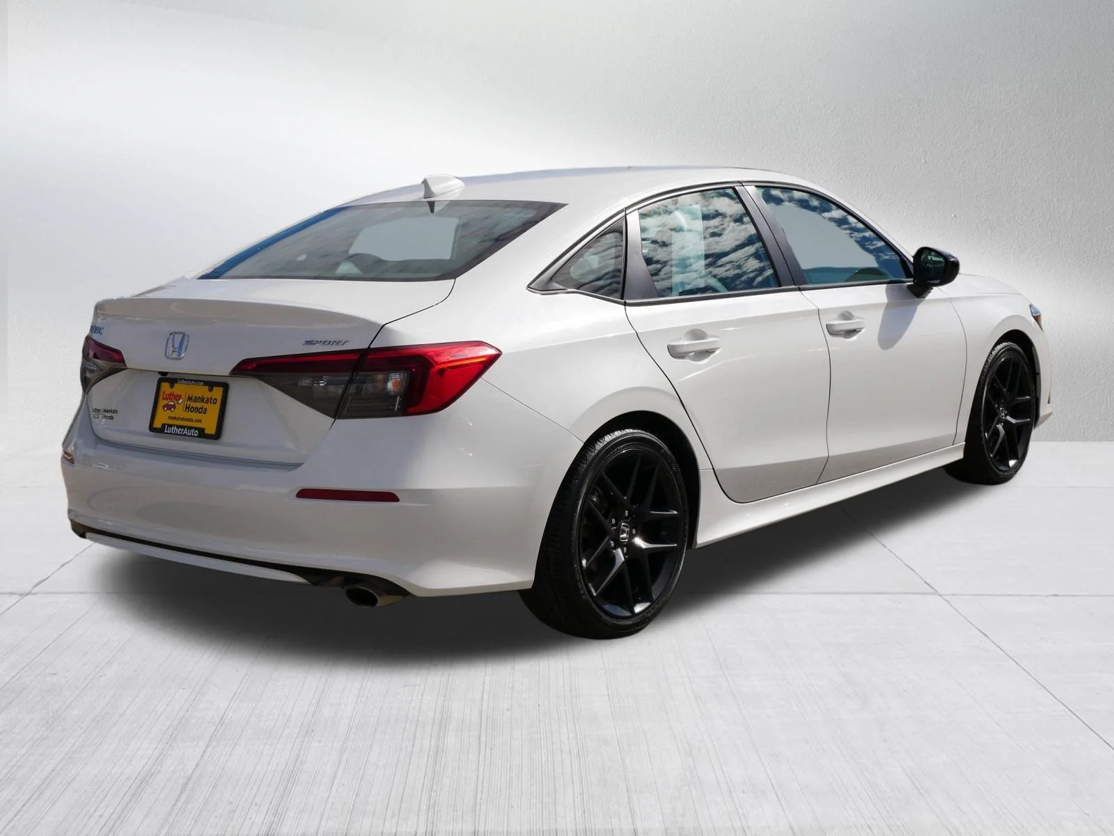 Used 2023 Platinum White Pearl Honda Sport image 7