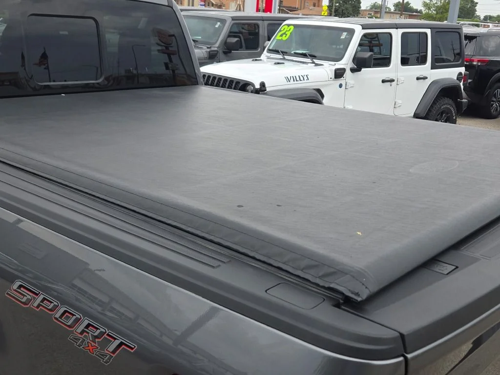 Used 2023 Gray Ford XLT image 15