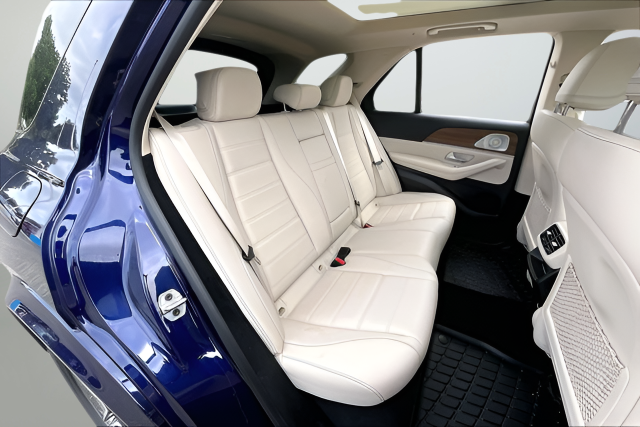Used 2026 Blue Mercedes-Benz GLE 350 image 20