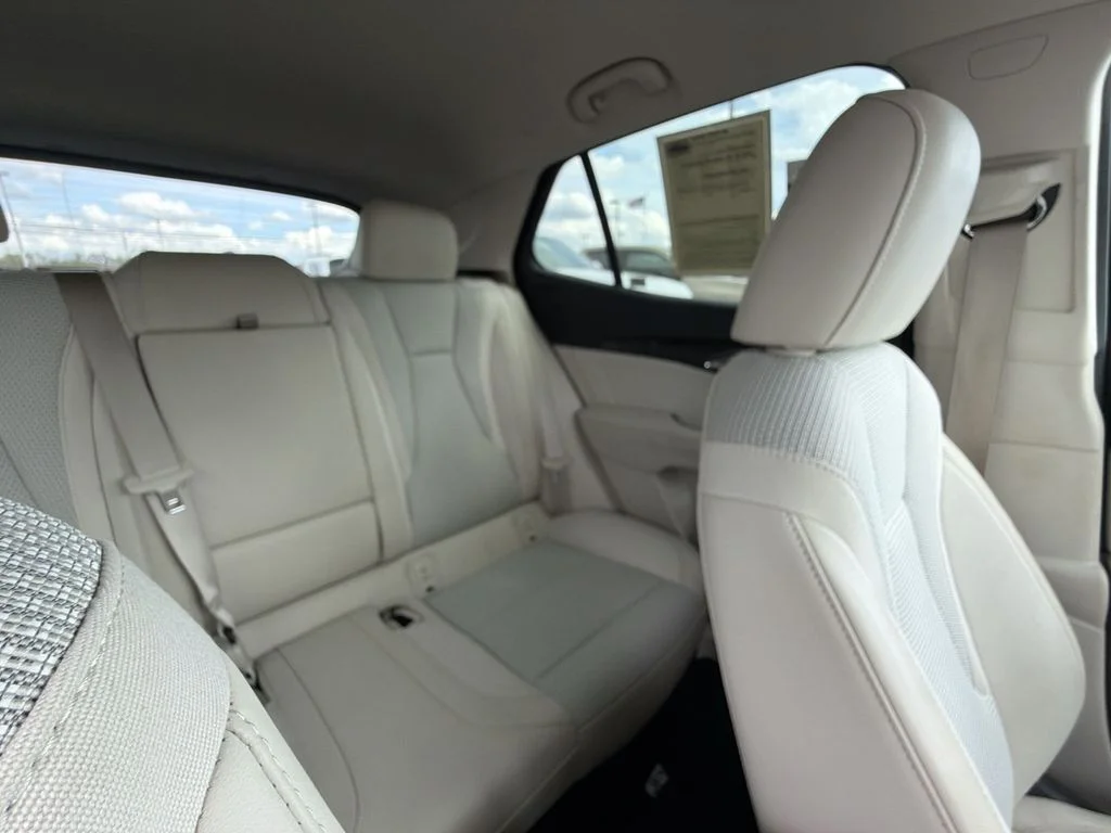 Used 2023 Gray Buick Preferred image 14
