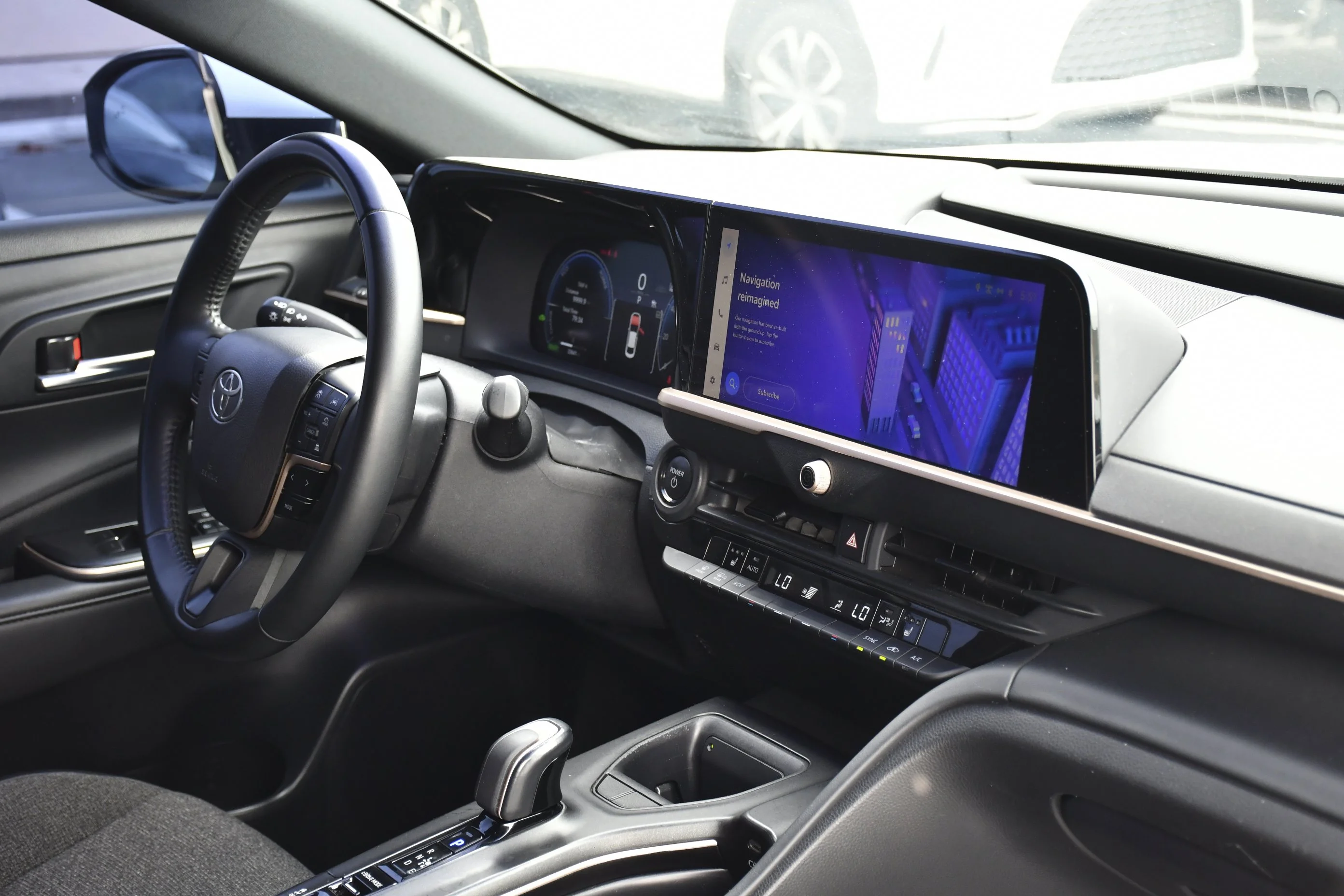2023 Toyota Crown XLE - Photo 29