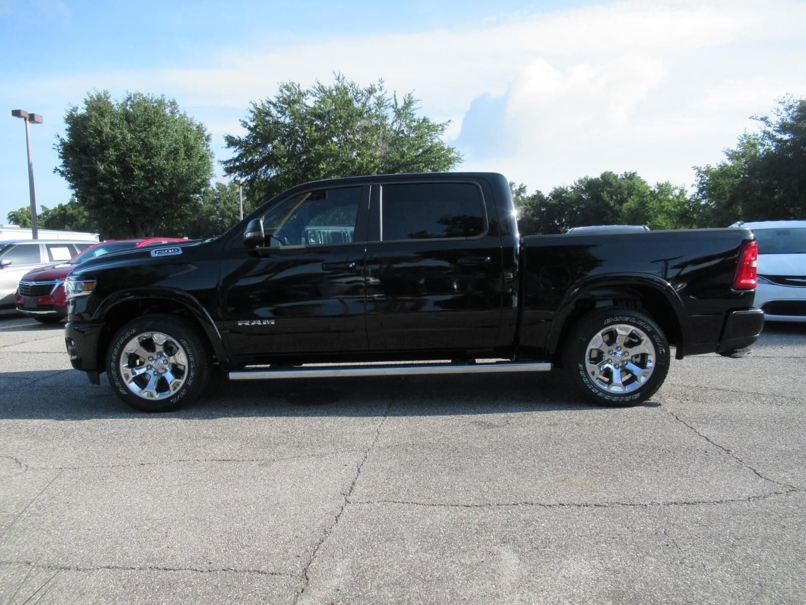 New 2026 Diamond Black Crystal Pearlcoat RAM Big Horn/Lone Star image 4