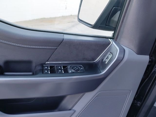 Used 2025 Black Metallic Ford XLT image 15