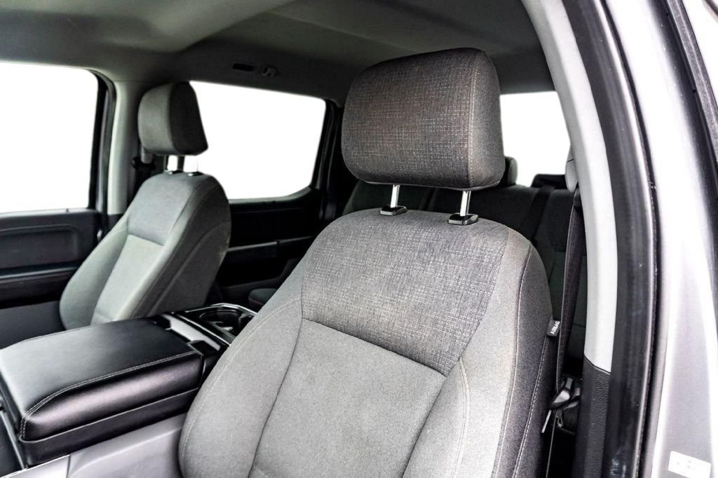 Used 2024 Silver Ford XLT image 13