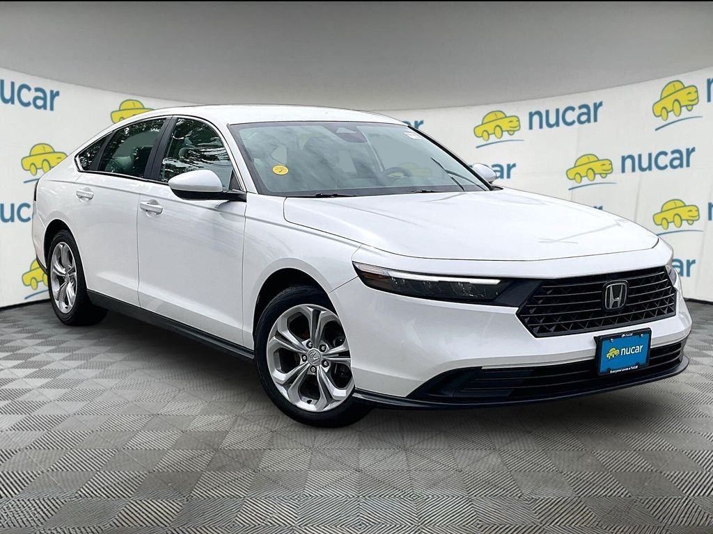 Used 2024 White Honda LX image 1