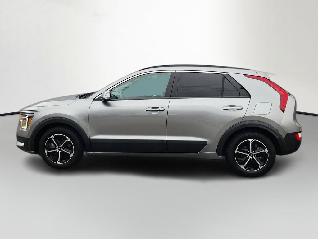 Used 2023 Gray Kia EX image 4