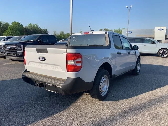New 2026 White Ford XL image 9