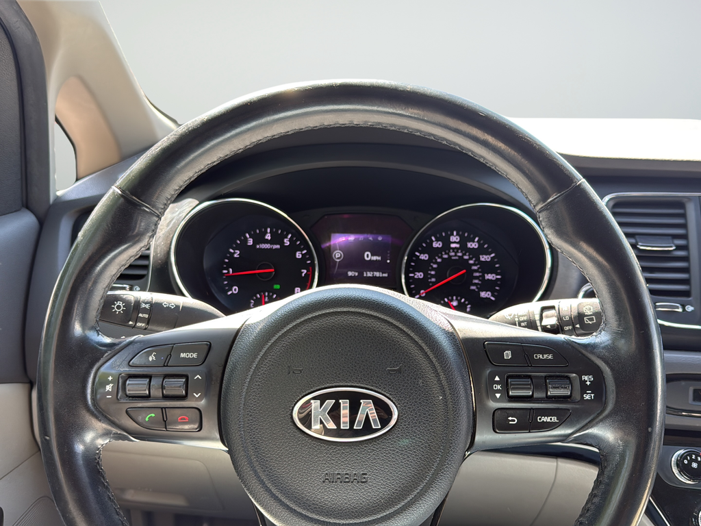 Used 2017 Red Kia LX image 24