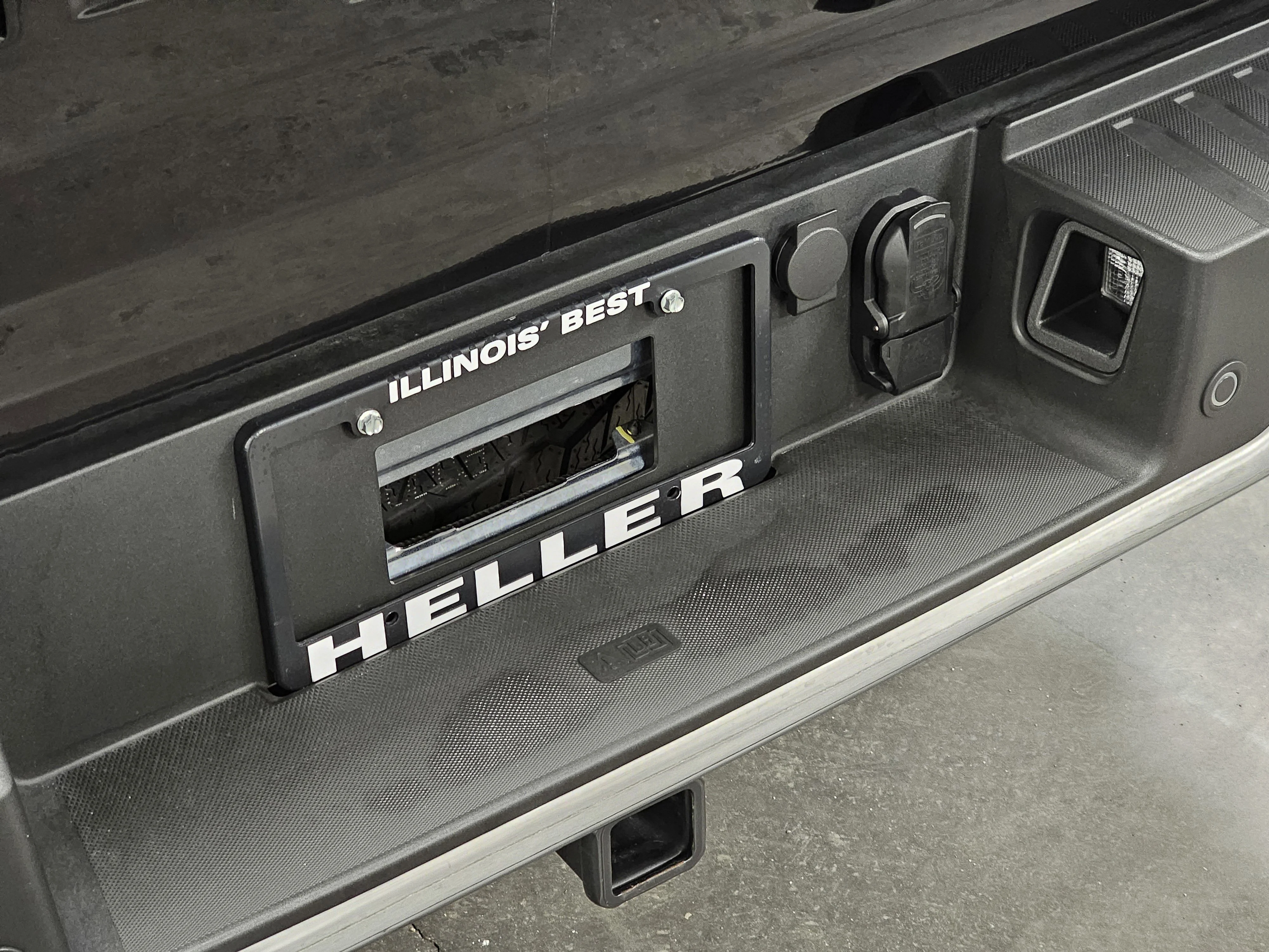 Used 2024 Agate Black Metallic Ford XLT image 14