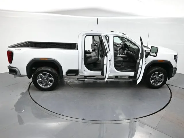 Used 2026 Summit White GMC SLT image 44