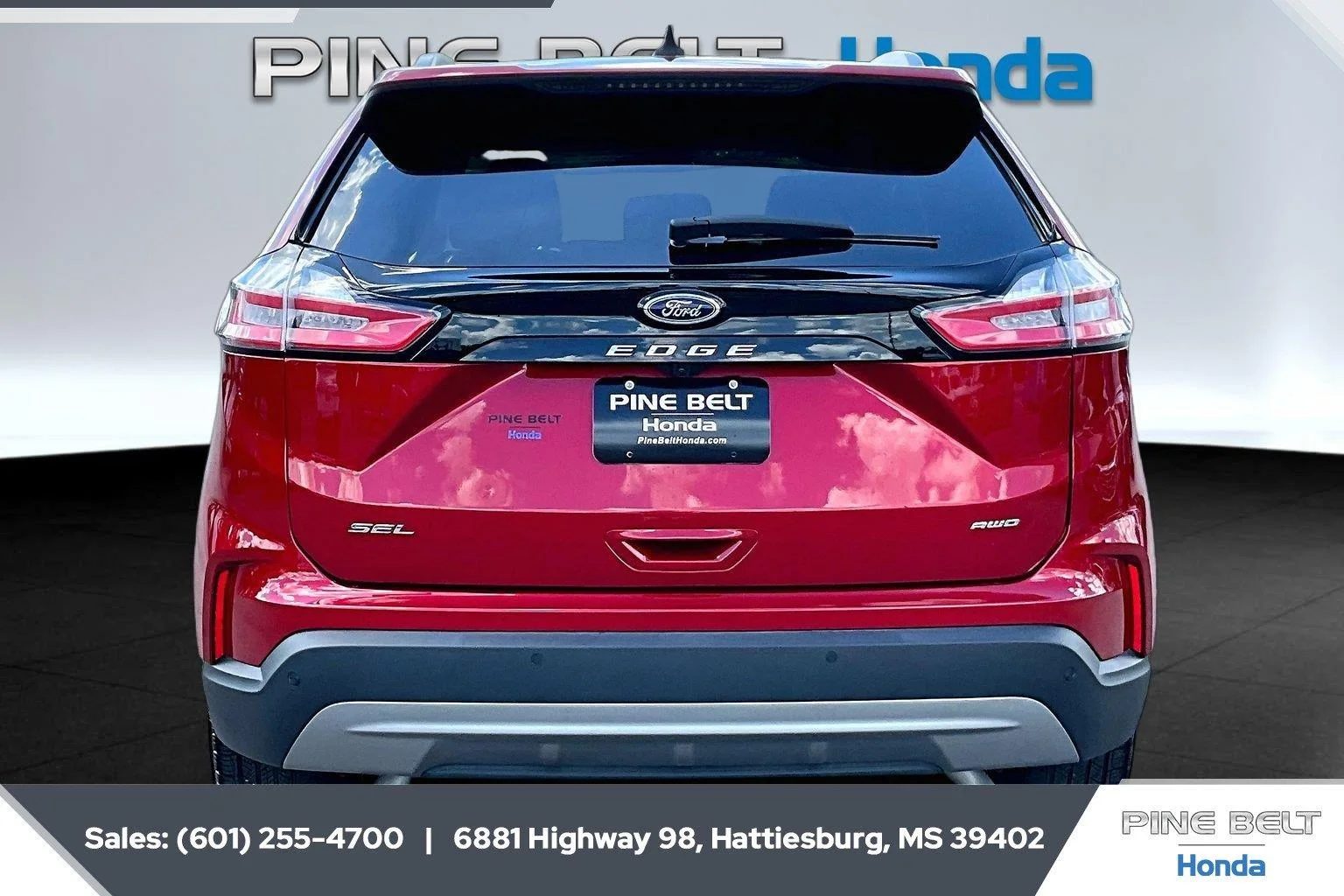 Used 2024 Rapid Red Metallic Tinted Clearcoat Ford SEL image 4