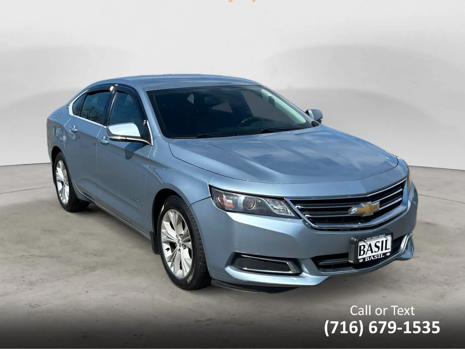 Used 2015 Silver Topaz Metallic Chevrolet LT image 11
