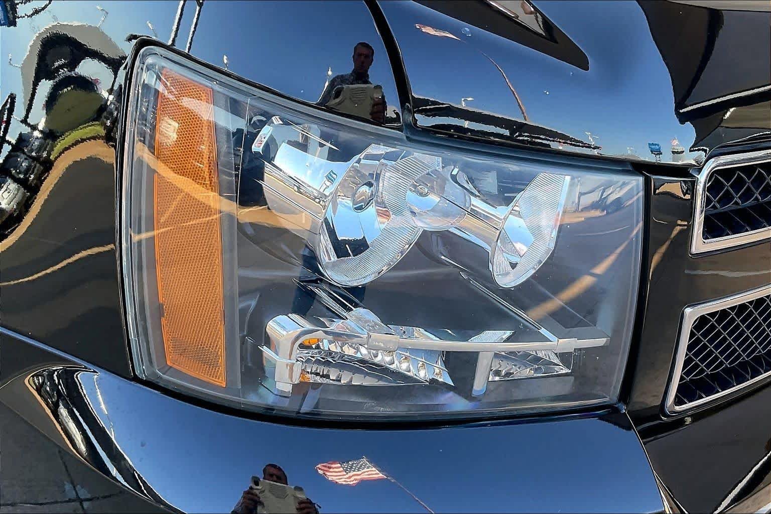 Used 2013 Black Chevrolet LT image 25