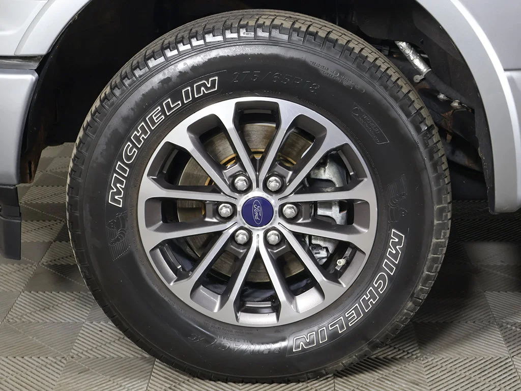 Used 2020 Silver Ford XLT image 19