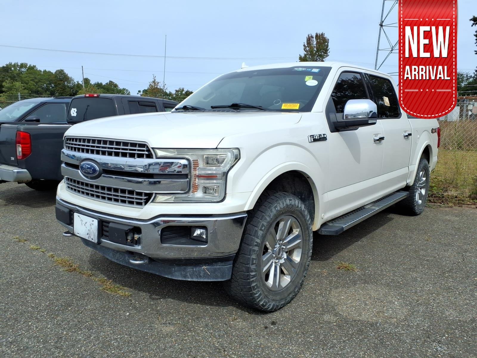 Used 2018 White Platinum Metallic Tri-Coat Ford LARIAT image 1