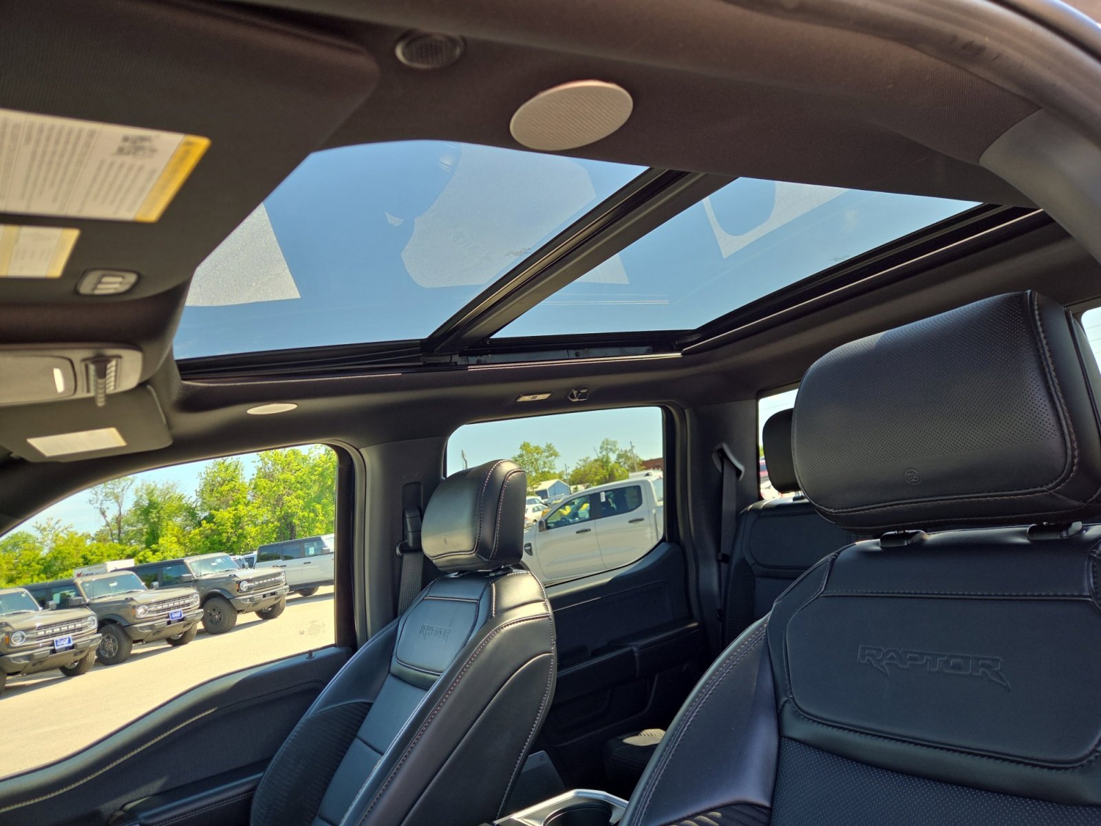 Used 2023 Blue Metallic Ford Raptor image 19