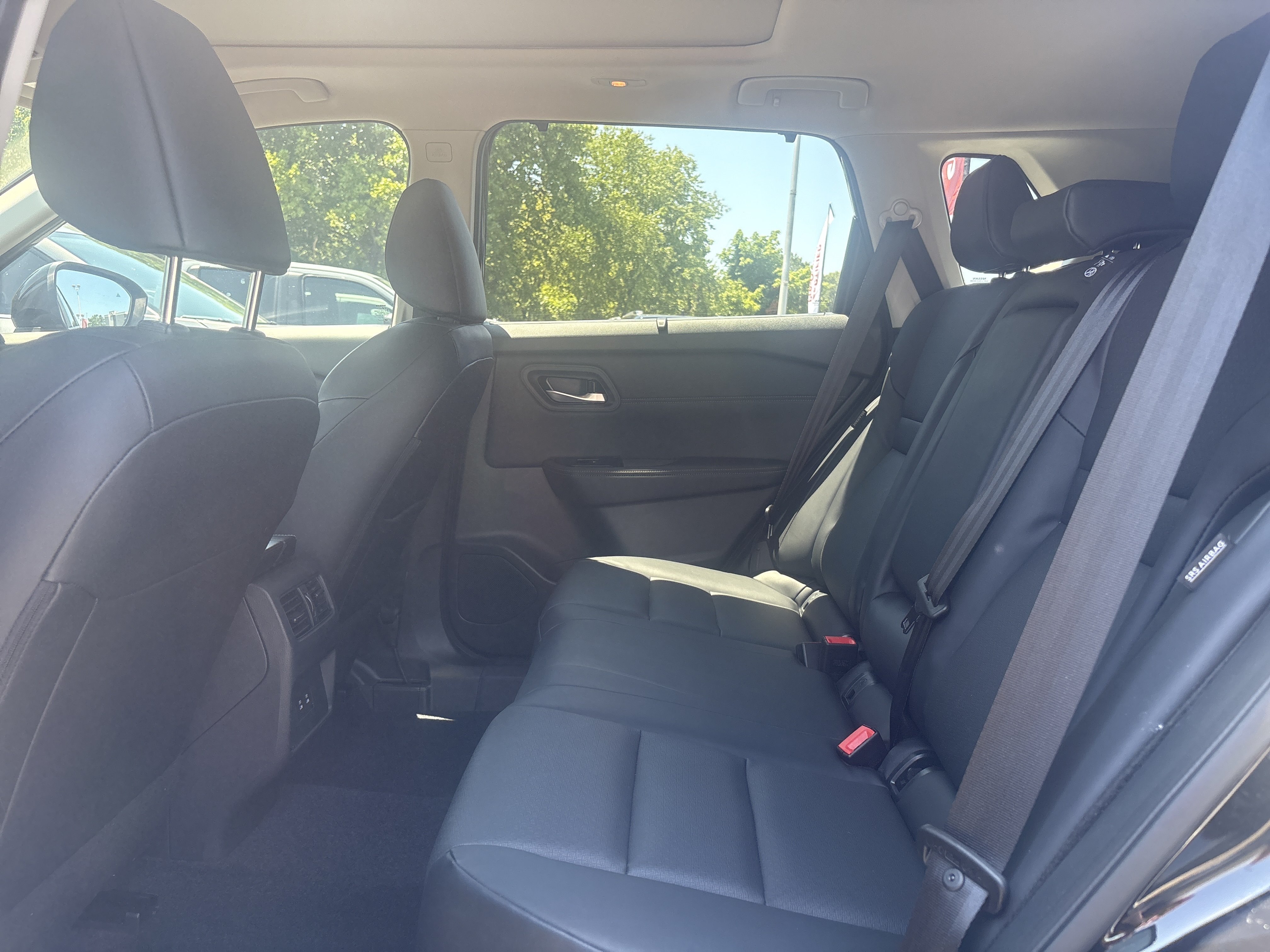 Used 2026 Super Black Nissan SV image 30