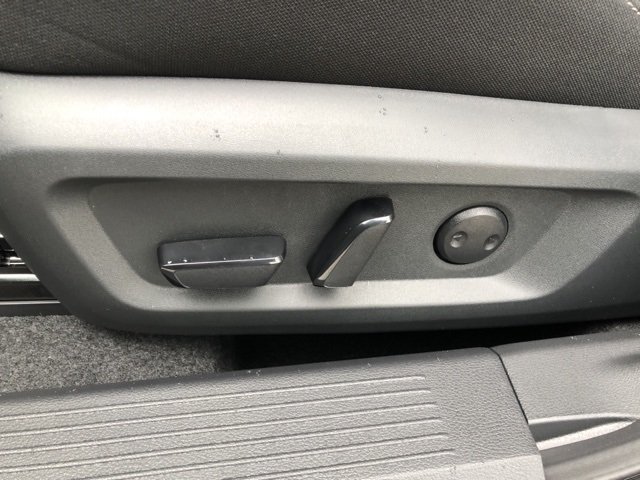 2026 Nissan Rogue SV photo 4