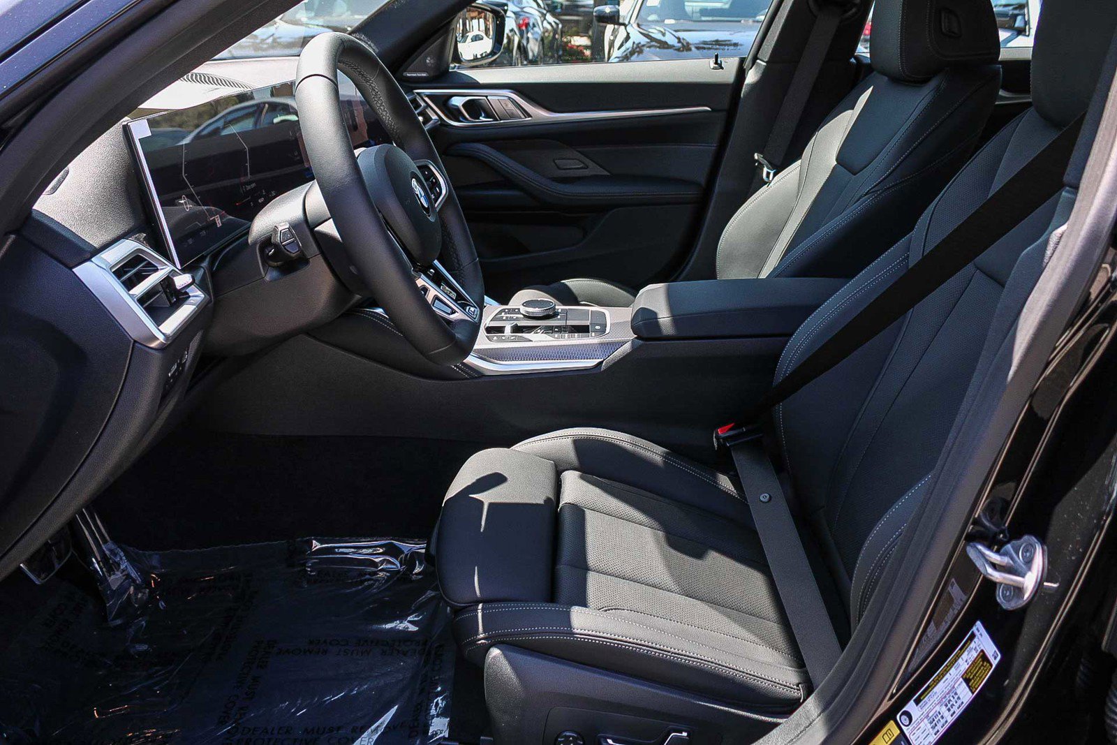 New 2026 Black Sapphire Metallic BMW xDrive40 image 17